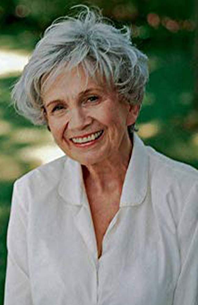 Alice Munro headshot